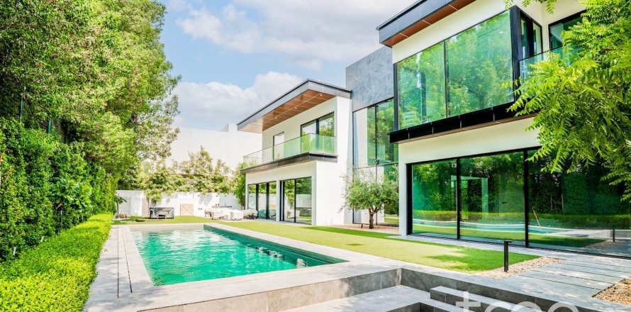 Вилла в Аль-Барари, Дубай, 4 спальни, 961.82м², № 138075