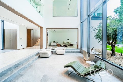 Снять в аренду виллу в Аль-Барари, Дубай: 4 спальни, 961.82м², № 138075 - фото 4