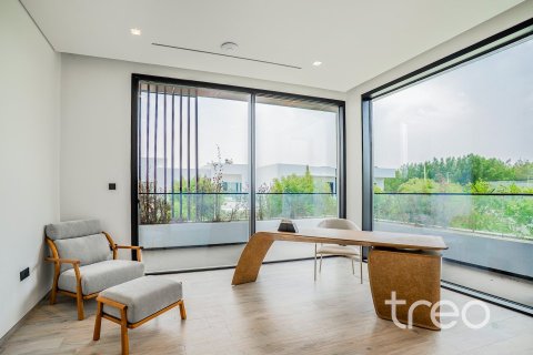 Снять в аренду виллу в Аль-Барари, Дубай: 4 спальни, 961.82м², № 138075 - фото 25