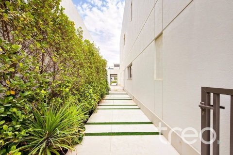 Villa à District One, Mohammed Bin Rashid City, Dubai, 5 chambres, 776.02 m², № 138079 - photo 4