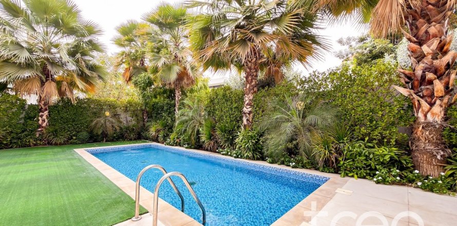 Villa à District One, Mohammed Bin Rashid City, Dubai, 5 chambres, 776.02 m², № 138079