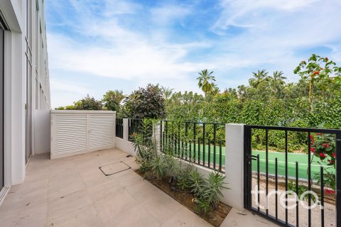 Снять в аренду виллу в Аль-Барари, Дубай: 4 спальни, 458.94м², № 138085 - фото 7