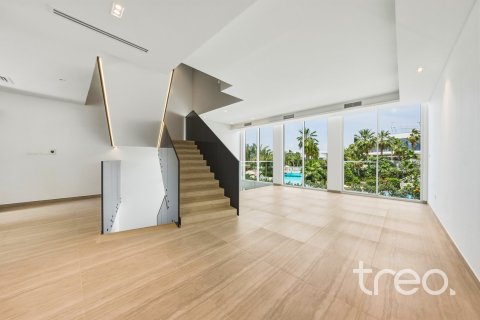 Вилла в Аль-Барари, Дубай, 4 спальни, 458.94м², № 138085