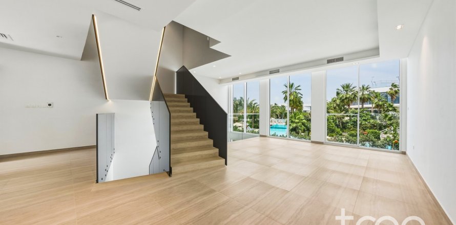 Вилла в Аль-Барари, Дубай, 4 спальни, 458.94м², № 138085