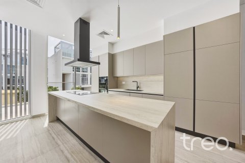 Снять в аренду виллу в Аль-Барари, Дубай: 4 спальни, 458.94м², № 138085 - фото 10