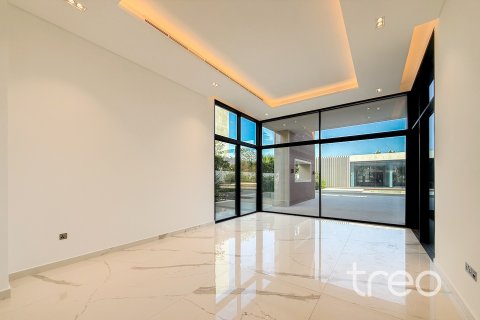 Villa en Al Barari, Dubai, 5 dormitorios, 1212.66 m², № 138076 - foto 28