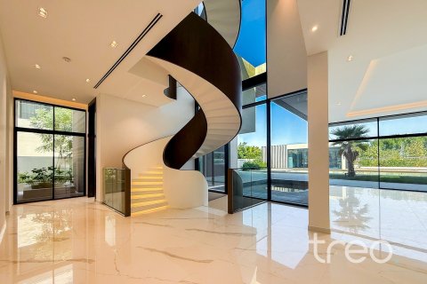 Villa en Al Barari, Dubai, 5 dormitorios, 1212.66 m², № 138076 - foto 3