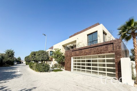 Villa en Al Barari, Dubai, 5 dormitorios, 1212.66 m², № 138076