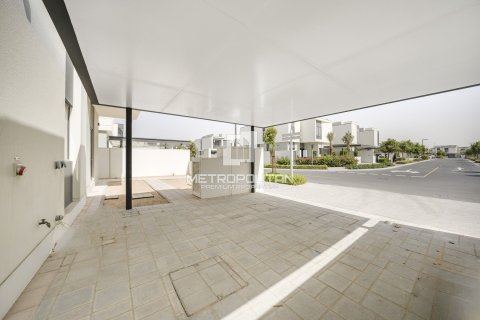Villa in Murooj Al Furjan, Al Furjan, Dubai 4 bedrooms, 279 sq.m. № 15275 - photo 3
