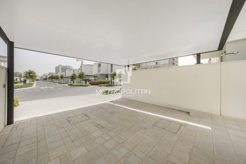Villa in Murooj Al Furjan, Al Furjan, Dubai 4 bedrooms, 279 sq.m. № 15275 - photo 2