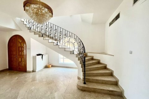 Villa à Al Barsha, Dubai, 5 chambres, 1463.18 m², № 52557 - photo 5