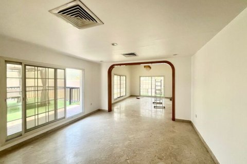 Villa à Al Barsha, Dubai, 5 chambres, 1463.18 m², № 52557 - photo 2