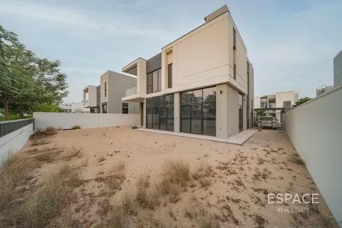 Villa en Al Furjan, Dubai, 5 dormitorios, 425 m², № 71041 - foto 2