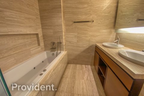 Apartment in ARMANI RESIDENCES in Downtown Dubai (Downtown Burj Dubai), Dubai 2 bedrooms, 159.4 sq.m. № 30565 - photo 14