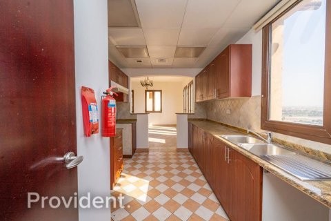 Duplex in Dubai Festival City, Dubai 3 bedrooms, 330.3 sq.m. № 30561 - photo 9