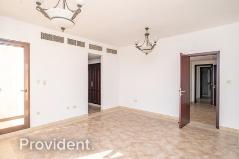 Duplex in Dubai Festival City, Dubai 3 bedrooms, 330.3 sq.m. № 30561 - photo 23