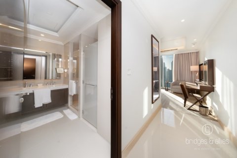 Apartamento en Downtown Dubai (Downtown Burj Dubai), Dubai, 2 dormitorios, 147 m², № 91131 - foto 12