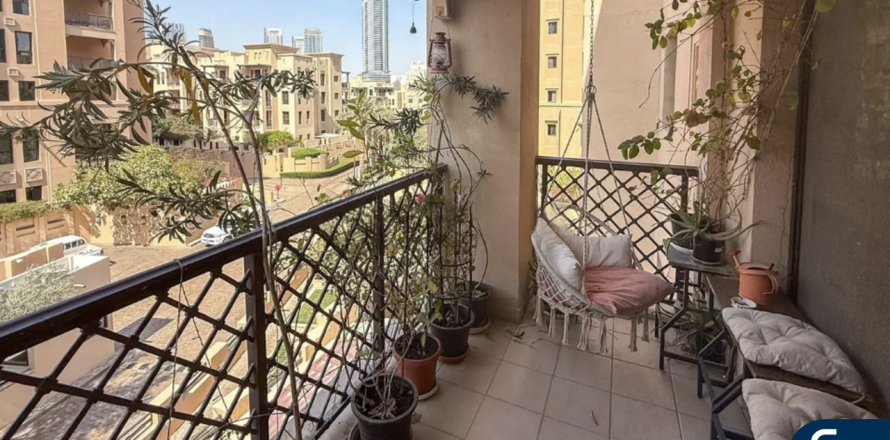 Apartamento en Old Town, Dubai, 1 dormitorio, 90 m², № 78830