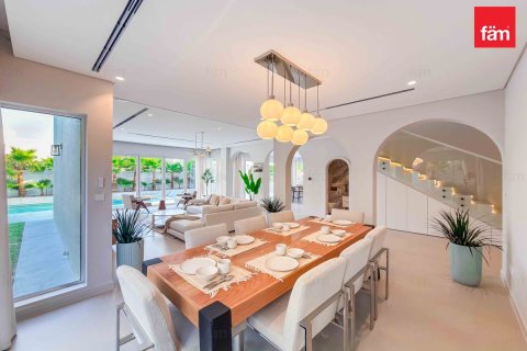 Villa en Dubai, 5 dormitorios, 593.2 m², № 86039 - foto 9