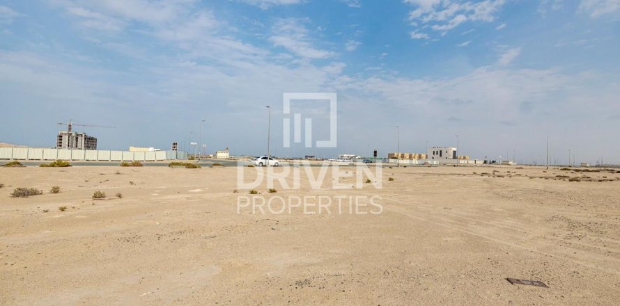 Terreno en Jebel Ali, Dubai, 945 m², № 87419