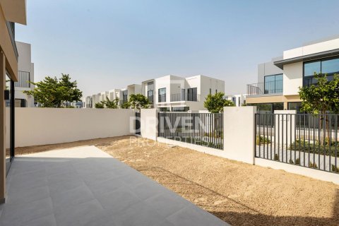 Townhouse in The Valley, Dubai 4 bedrooms, 260 sq.m. № 87411 - photo 12