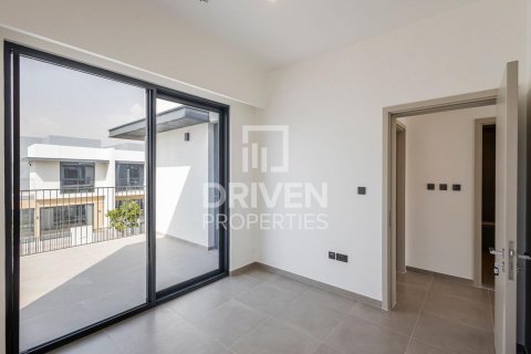 Townhouse in The Valley, Dubai 4 bedrooms, 260 sq.m. № 87411 - photo 21
