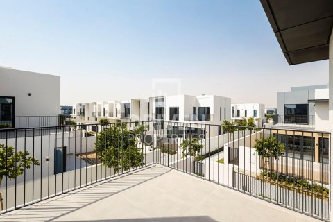 Townhouse in The Valley, Dubai 4 bedrooms, 260 sq.m. № 87411 - photo 2