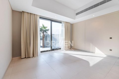 Купить таунхаус в Мохаммед Бин Рашид Сити, Дубай: 2 спальни, 170м², № 87409 - фото 3