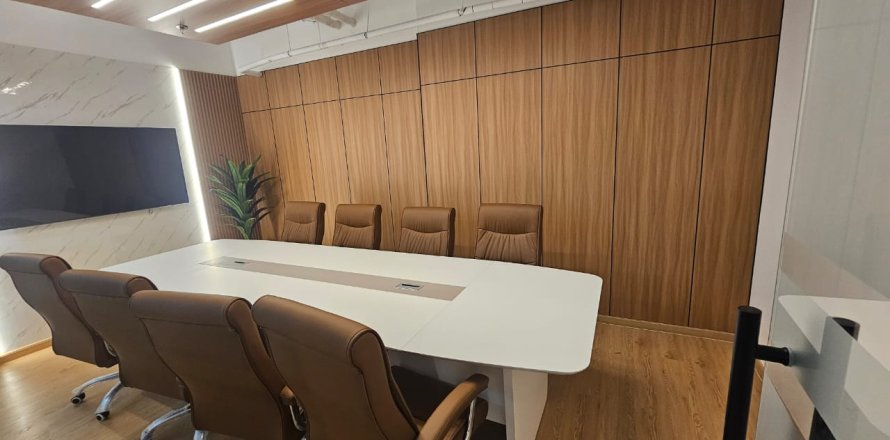 Office in Business Bay, Dubai 92 sq.m. № 38323