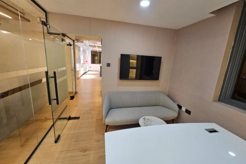Office in Business Bay, Dubai 92 sq.m. № 38323 - photo 2