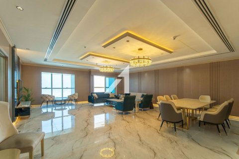 Снять в аренду квартиру в Elite Residence, Дубай Марина, Дубай: 4 спальни, 294.8м², № 49224 - фото 2