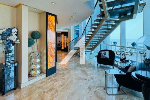 Снять в аренду пентхаус в Дубае: 4 спальни, 524.4м², № 49223 - фото 6