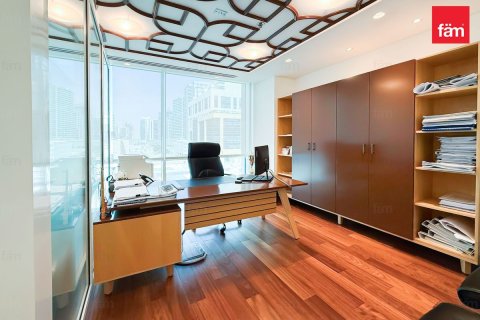 Bureau à Business Bay, Dubai, 151.4 m², № 112575 - photo 2