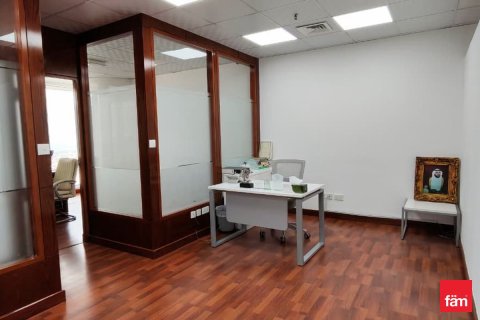 Bureau à Business Bay, Dubai, 82.5 m², № 112578 - photo 7