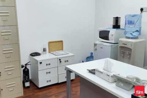 Bureau à Business Bay, Dubai, 82.5 m², № 112578 - photo 8