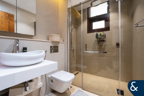 Купить виллу в Jumeirah Park Homes, Jumeirah Park, Дубай: 4 спальни, 733м², № 78975 - фото 14