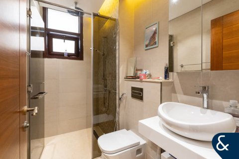 Купить виллу в Jumeirah Park Homes, Jumeirah Park, Дубай: 4 спальни, 733м², № 78975 - фото 21