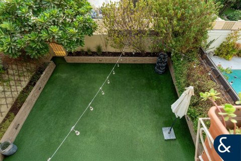 Купить виллу в Springs 15, The Springs, Дубай: 3 спальни, 290м², № 78976 - фото 15