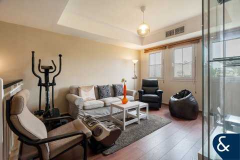 Купить виллу в Springs 15, The Springs, Дубай: 3 спальни, 290м², № 78976 - фото 18