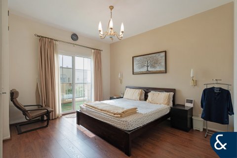 Купить виллу в Springs 15, The Springs, Дубай: 3 спальни, 290м², № 78976 - фото 12