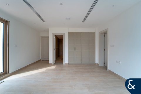 Villa en Victory Heights, Dubai Sports City, Dubai, 5 dormitorios, 557 m², № 78969 - foto 14