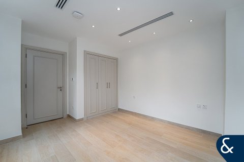 Villa en Victory Heights, Dubai Sports City, Dubai, 5 dormitorios, 557 m², № 78969 - foto 17