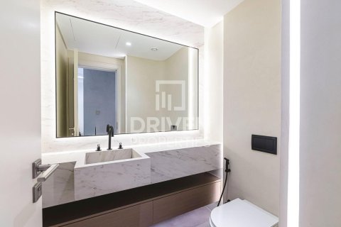 Apartment in Al Wasl, Dubai 2 bedrooms, 152.55 sq.m. № 138532 - photo 11
