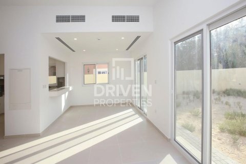 Townhouse in Villanova, Dubai Land, Dubai 4 bedrooms, 216 sq.m. № 19727 - photo 2