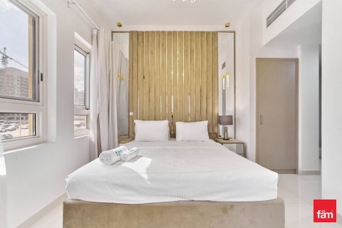 Снять в аренду квартиру в Dubai Sports City, Дубай: 2 спальни, 99.2м², № 89362 - фото 10