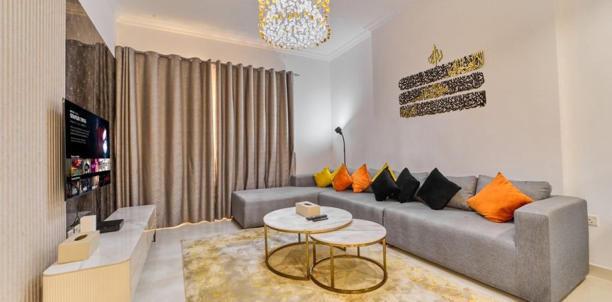 Квартира в Dubai Sports City, Дубай, 2 спальни, 99.2м², № 89362