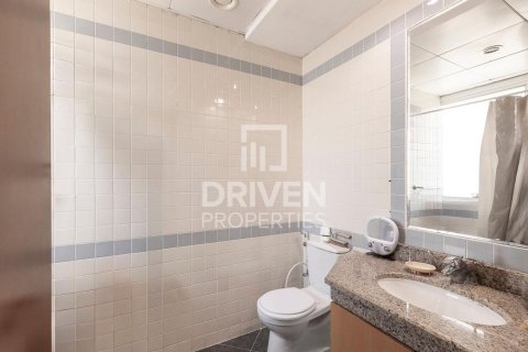 Apartment in Barsha Heights (Tecom), Dubai 2 bedrooms, 121 sq.m. № 19267 - photo 9