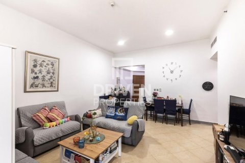 Apartment in Barsha Heights (Tecom), Dubai 2 bedrooms, 121 sq.m. № 19267 - photo 1