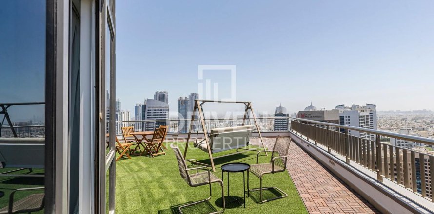 Apartment in Barsha Heights (Tecom), Dubai 2 bedrooms, 122 sq.m. № 19268