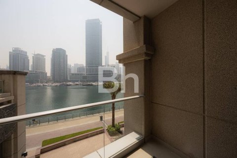 Apartment in Dubai Marina, Dubai 2 bedrooms, 129 sq.m. № 21349 - photo 12